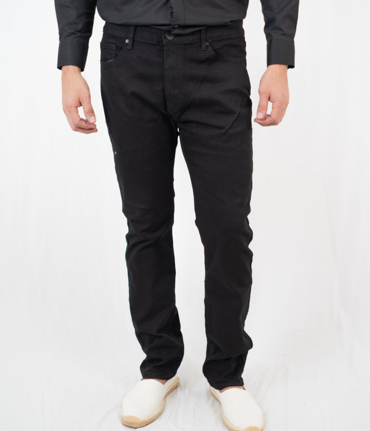 Jean Straigt FIT - Color Negro - Ref 240016